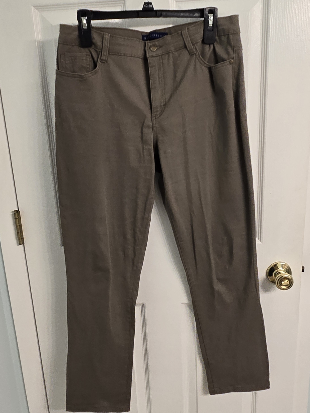 Bandolino Straight-Leg Pants in Taupe Brown
